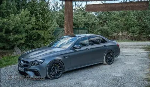 MERCEDES-BENZ Klasa E 
