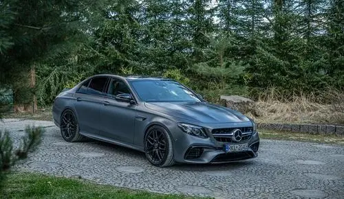 MERCEDES-BENZ Klasa E 