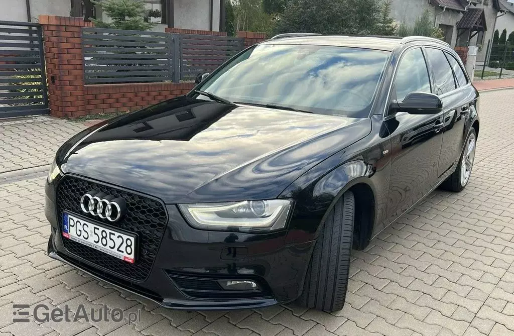 AUDI A4 