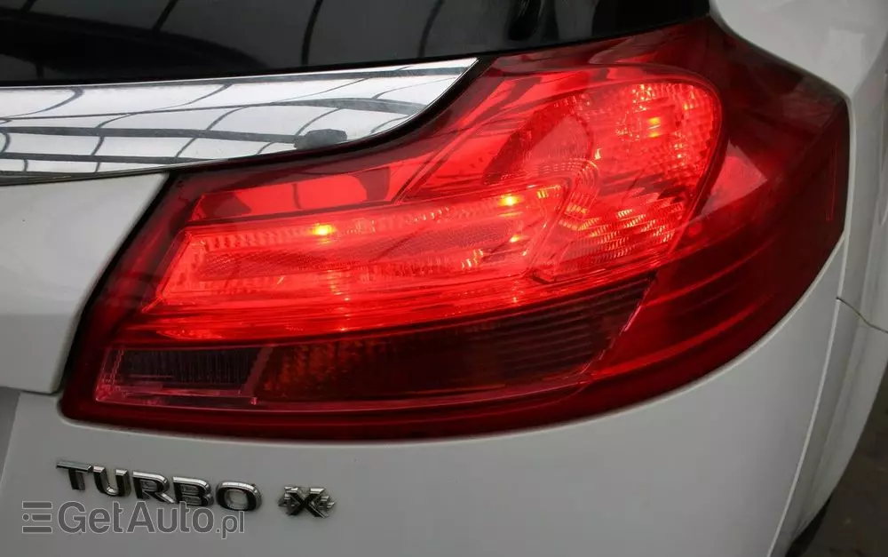 OPEL Insignia 2.0 T Sport