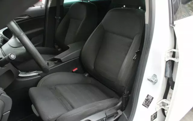 OPEL Insignia 2.0 T Sport