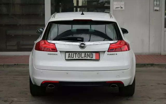 OPEL Insignia 2.0 T Sport