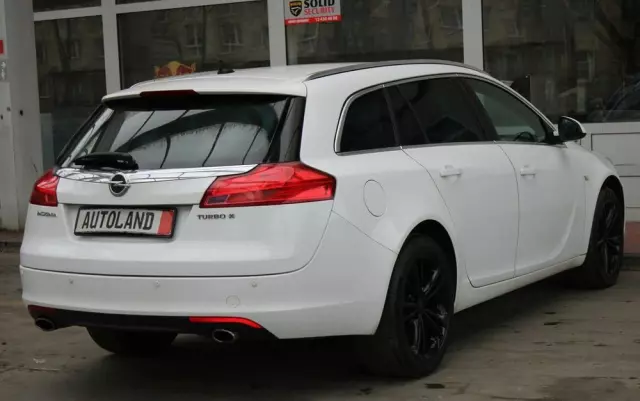 OPEL Insignia 2.0 T Sport