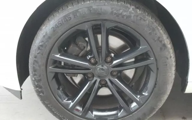 OPEL Insignia 2.0 T Sport