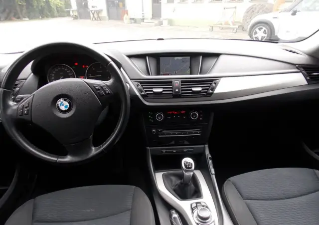 BMW X1 SDrive18d xLine