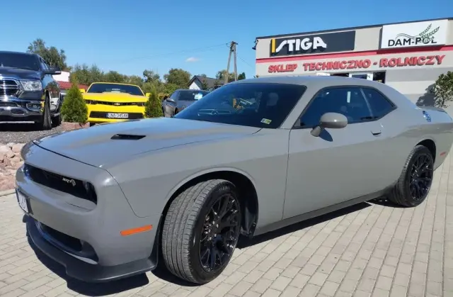 DODGE Challenger 