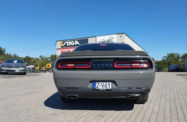 DODGE Challenger 