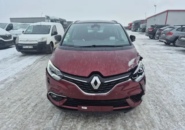 RENAULT Grand Scenic BLUE dCi 120 BOSE EDITION