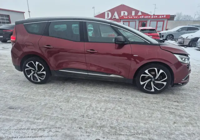 RENAULT Grand Scenic BLUE dCi 120 BOSE EDITION