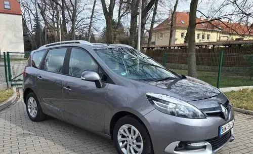 RENAULT Grand Scenic 