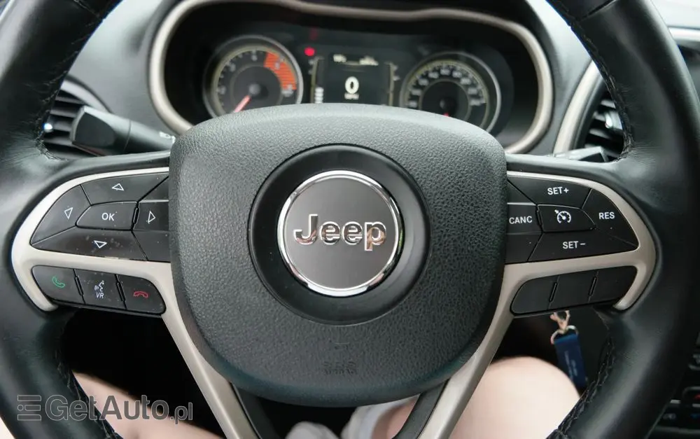 JEEP Cherokee 2.0 MJD 4x2 Longitude EU6