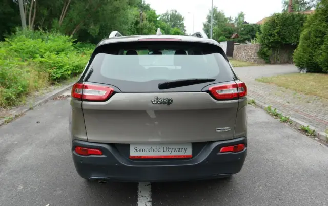 JEEP Cherokee 2.0 MJD 4x2 Longitude EU6