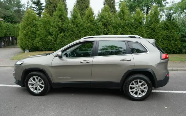 JEEP Cherokee 2.0 MJD 4x2 Longitude EU6