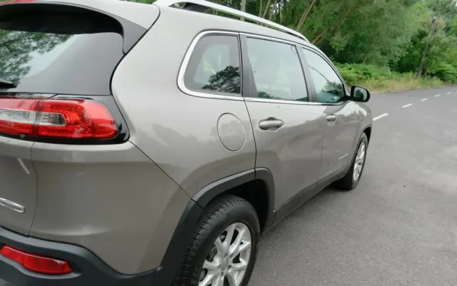 JEEP Cherokee 2.0 MJD 4x2 Longitude EU6