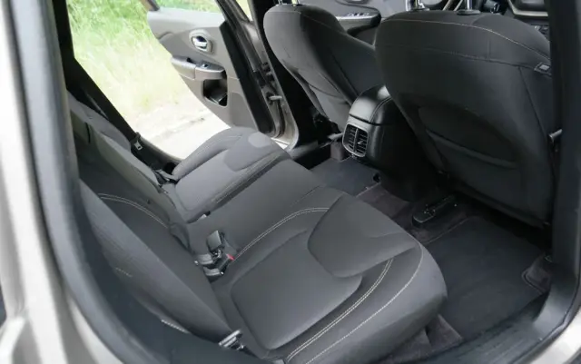 JEEP Cherokee 2.0 MJD 4x2 Longitude EU6