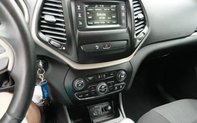 JEEP Cherokee 2.0 MJD 4x2 Longitude EU6