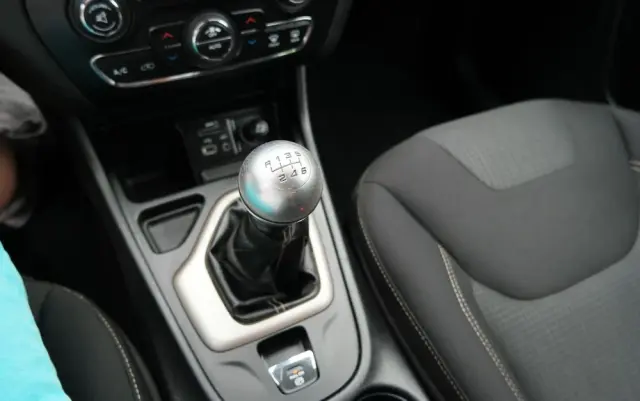 JEEP Cherokee 2.0 MJD 4x2 Longitude EU6