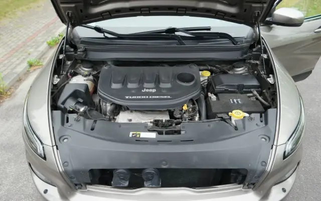 JEEP Cherokee 2.0 MJD 4x2 Longitude EU6