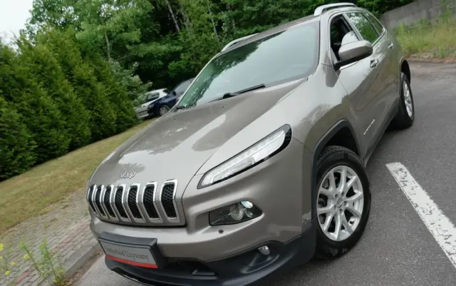 JEEP Cherokee 2.0 MJD 4x2 Longitude EU6