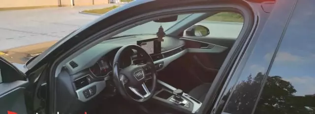 AUDI A4 