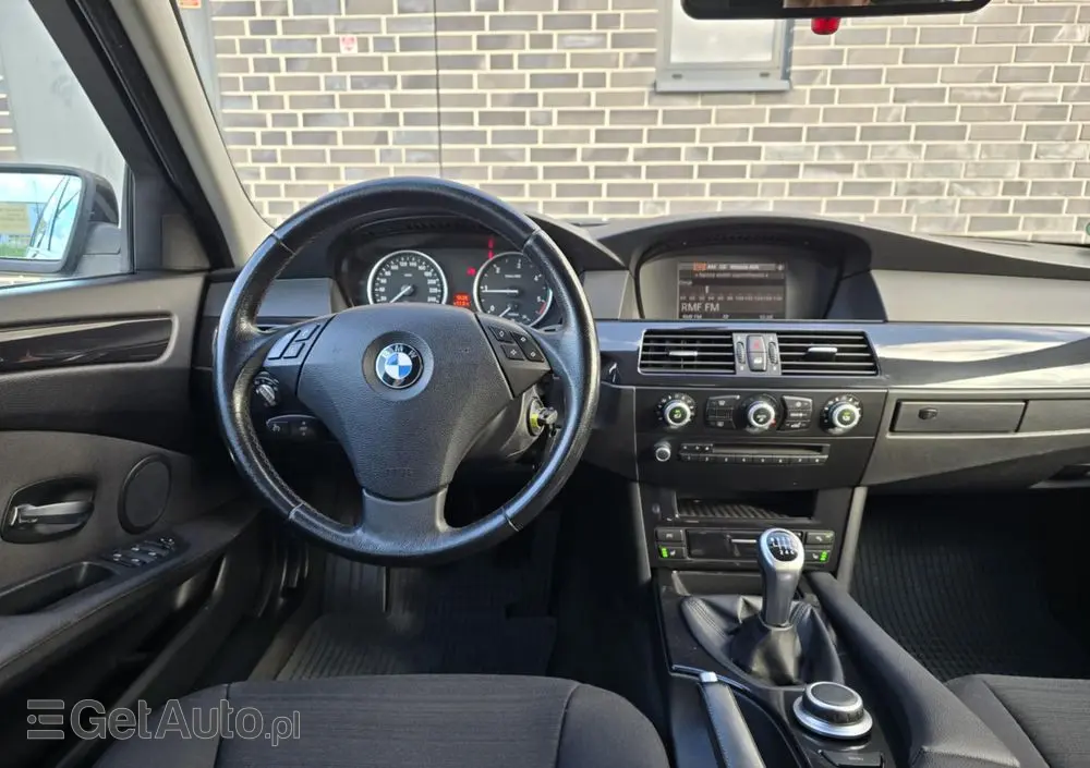 BMW Seria 5 520d Edition Fleet Exclusive