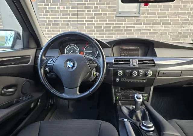 BMW Seria 5 520d Edition Fleet Exclusive