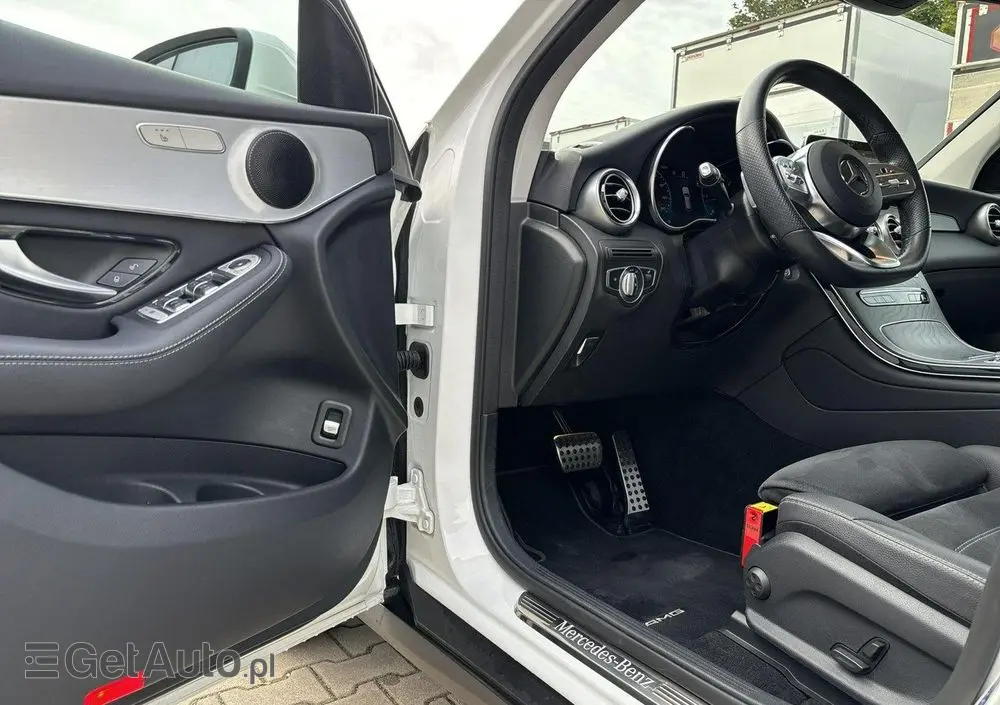 MERCEDES-BENZ GLC 200 d 4-Matic