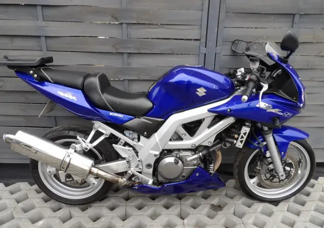 SUZUKI SV 