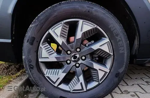 SSANGYONG/KGM Torres 