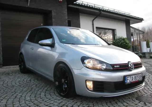 VOLKSWAGEN Golf 2.0 GTI DSG