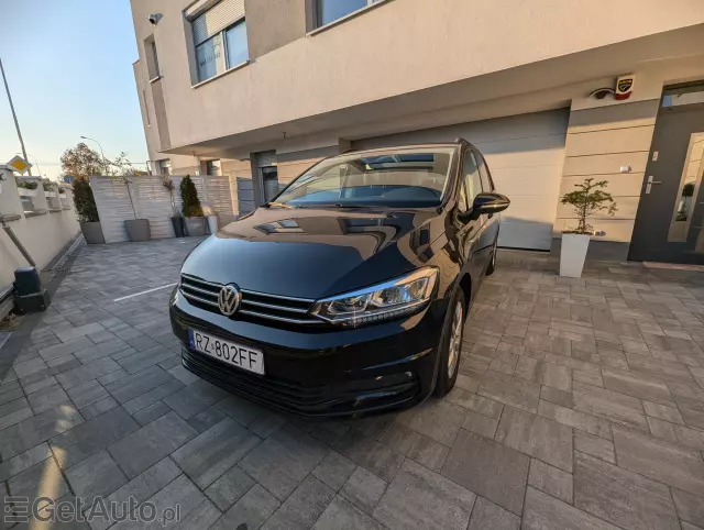 VOLKSWAGEN Touran Highline DSG
