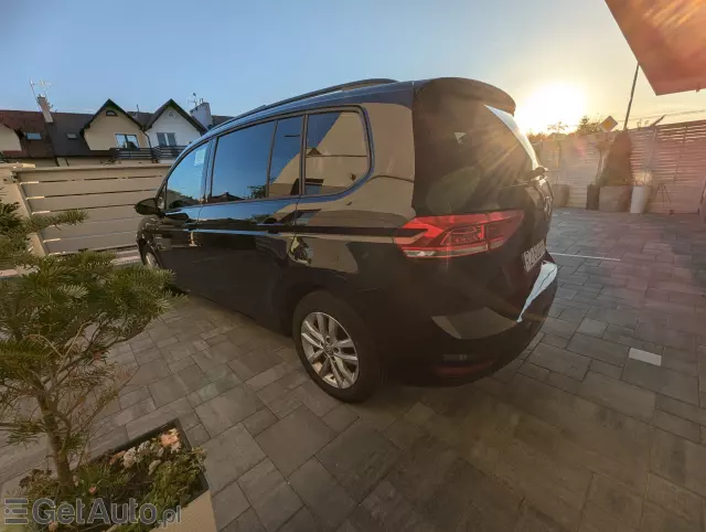 VOLKSWAGEN Touran Highline DSG