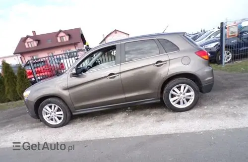 MITSUBISHI ASX 
