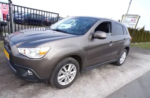 MITSUBISHI ASX 