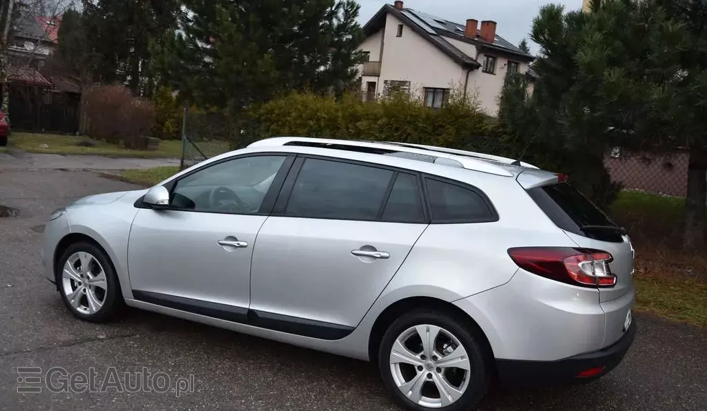 RENAULT Megane 