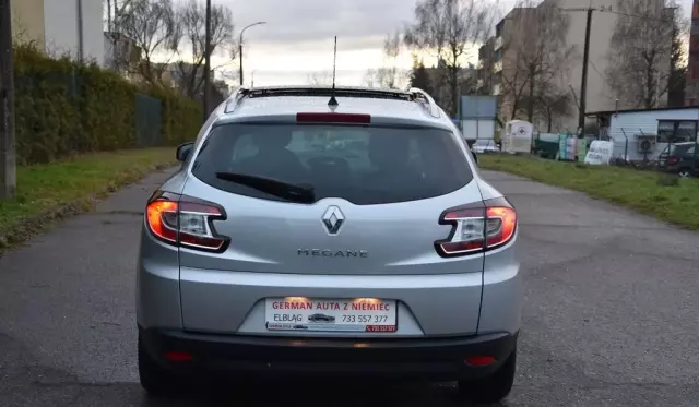 RENAULT Megane 
