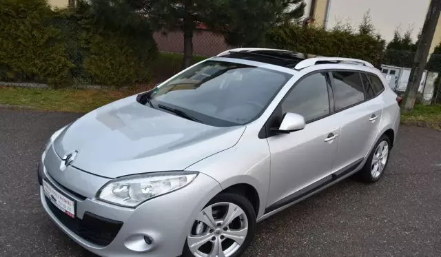RENAULT Megane 