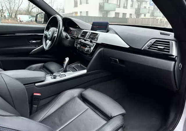 BMW Seria 3 320i GPF xDrive M Sport