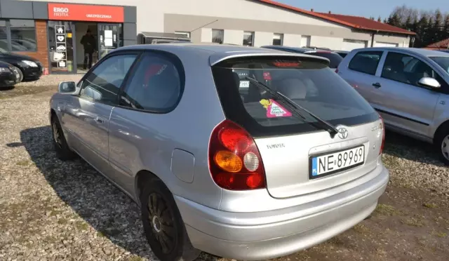 TOYOTA Corolla 