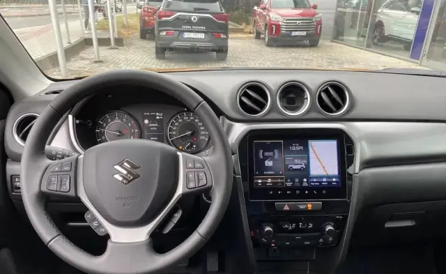 SUZUKI Vitara 
