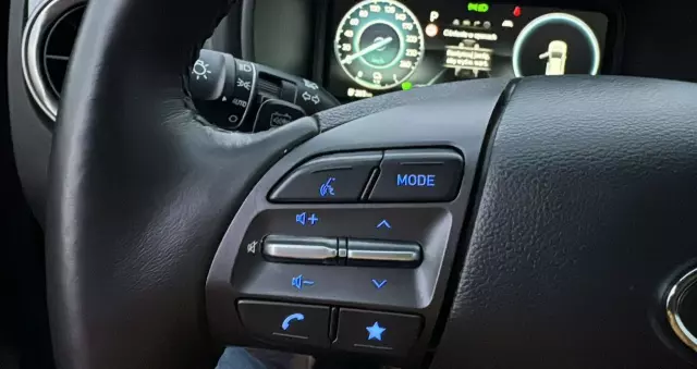 HYUNDAI Kona EV Trend