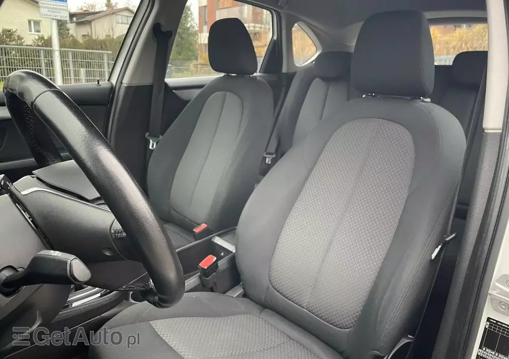 BMW Seria 2 216d