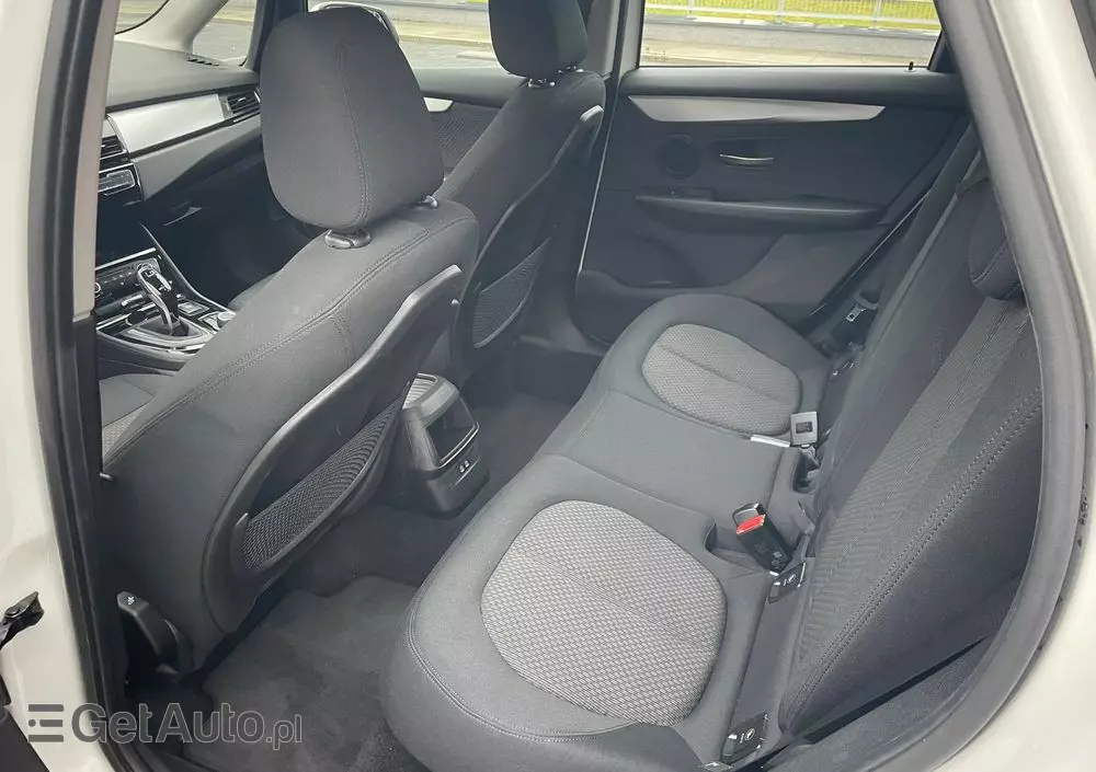 BMW Seria 2 216d