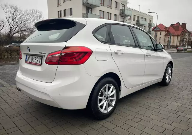 BMW Seria 2 216d