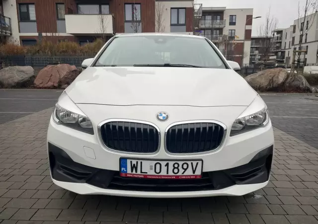 BMW Seria 2 216d