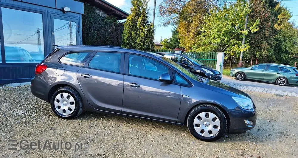 OPEL Astra 1.4 Turbo Exklusiv