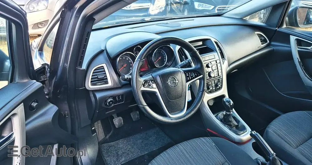OPEL Astra 1.4 Turbo Exklusiv