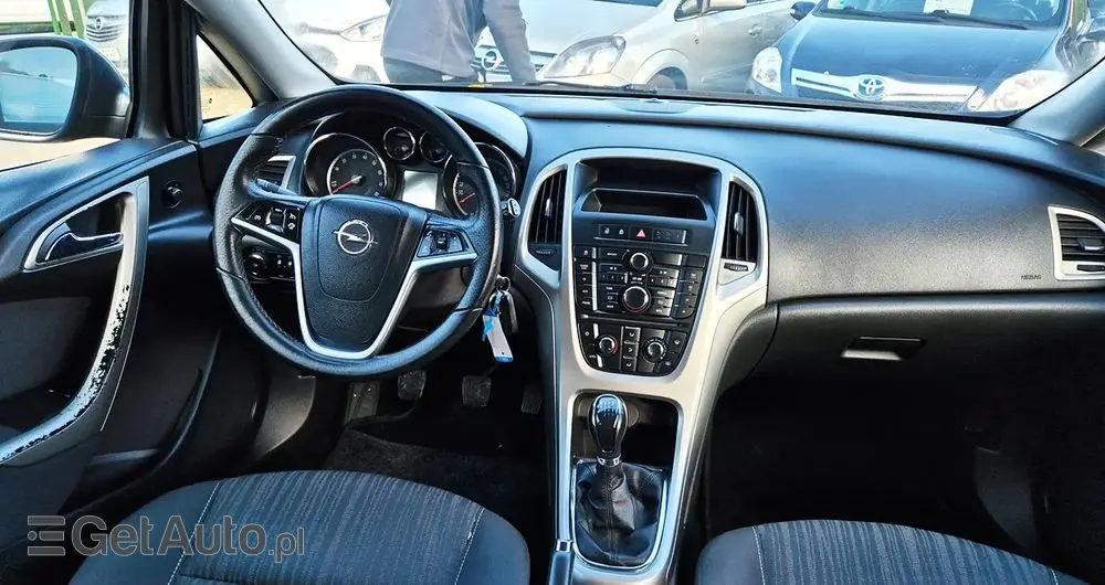 OPEL Astra 1.4 Turbo Exklusiv