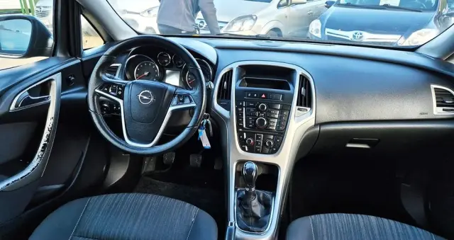 OPEL Astra 1.4 Turbo Exklusiv