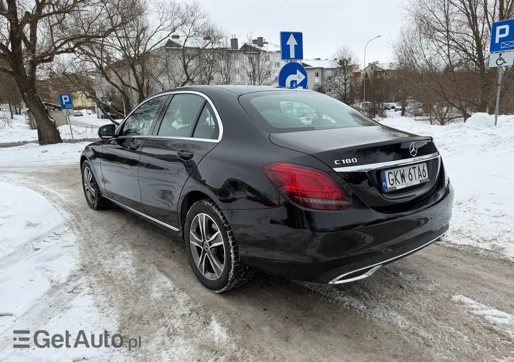 MERCEDES-BENZ Klasa C 180 Business Edition 9G-TRONIC